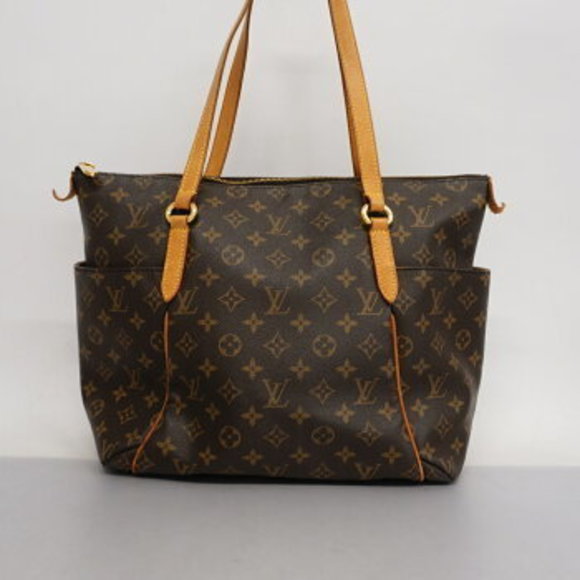 Louis Vuitton Monogram Totally MM Tote Bag - Picture 11 of 11